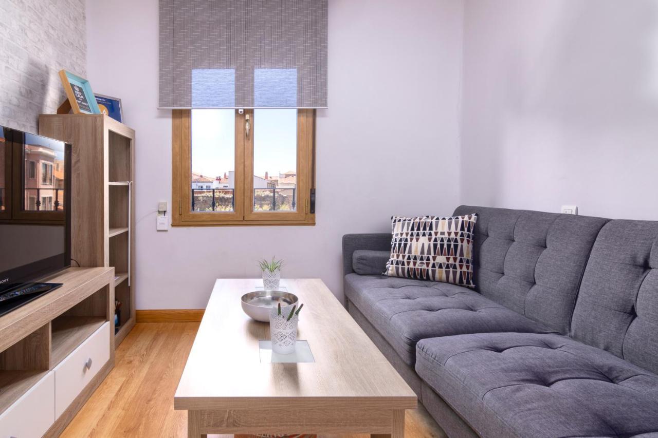 Apartamento La Muralla - Leonapartamentos المظهر الخارجي الصورة