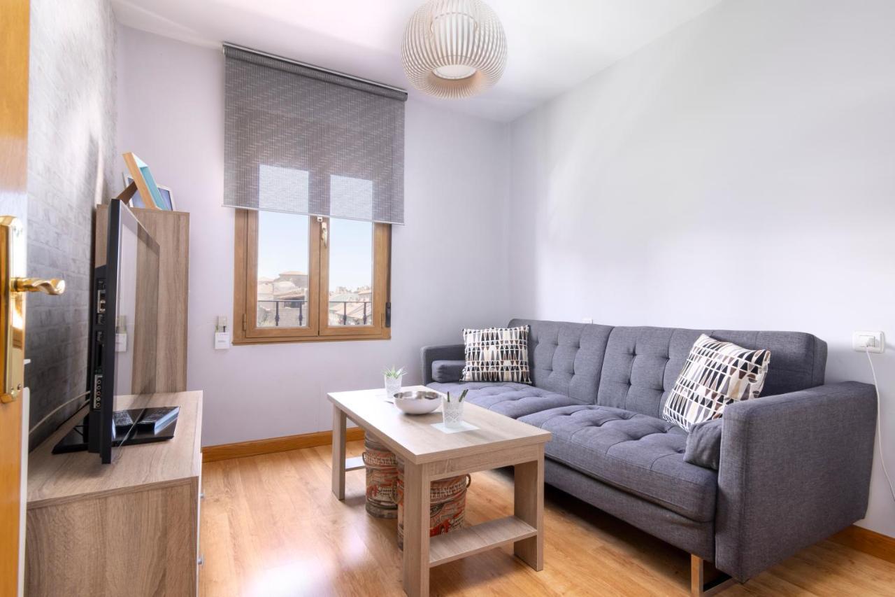 Apartamento La Muralla - Leonapartamentos المظهر الخارجي الصورة